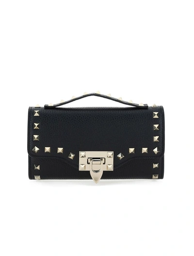 Shop Valentino Garavani Rockstud Chain Wallet In Black