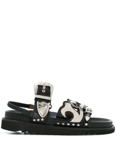 Toga Sandales Plates En Cuir Noir Avec Détails Métallisés In Black