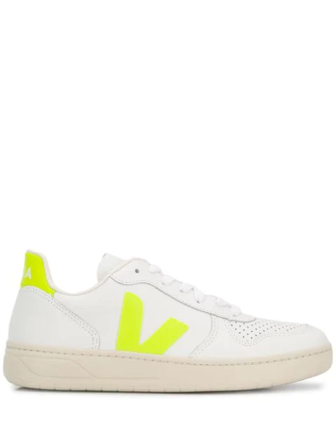 veja sneakers neon