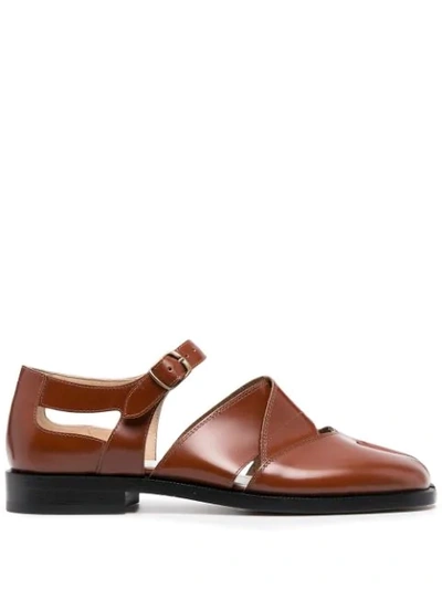 Shop Maison Margiela Tabi Leather Sandals In Brown
