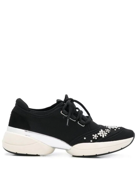 carvela sale trainers