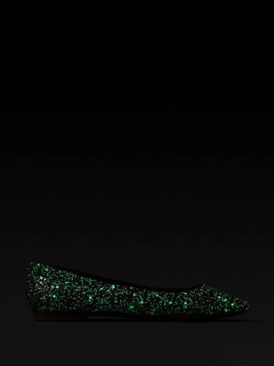 Shop Jimmy Choo Modell Glow-in-the-dark Glitter Flats In Metallic