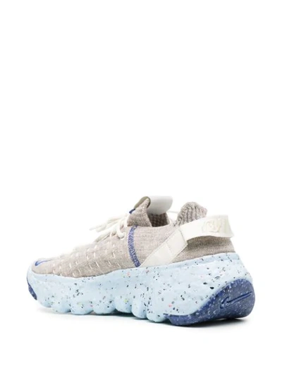 Nike Space Hippie 运动鞋 – Sail  Astronomy Blue & Fossil Chambray Blue In Neutrals