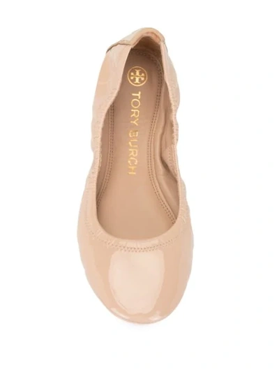 Shop Tory Burch Eddie Ballerinas In Neutrals