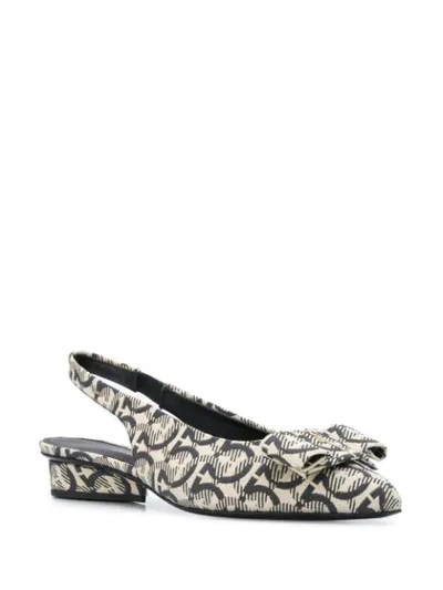 Ferragamo Vara Gancio Print Pumps In Neutrals