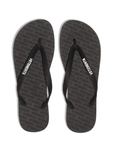 Shop Vetements Logo-print Flip-flops In Black