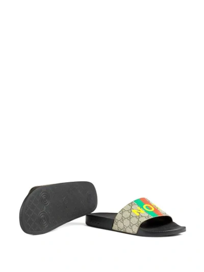 Shop Gucci Fake/not Print Slides In Neutrals