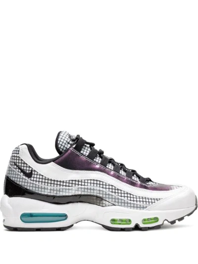 Nike Air Max 95 Lv8 Sneakers In White