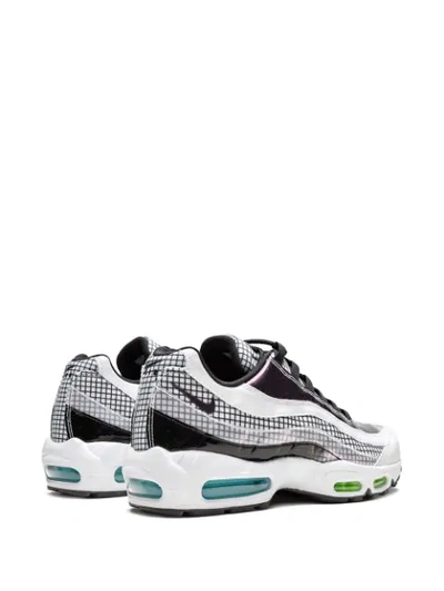 Nike Air Max 95 Lv8 Sneakers In White