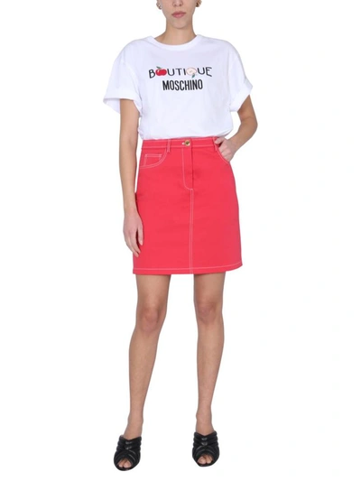 Shop Boutique Moschino Crew Neck T-shirt In White