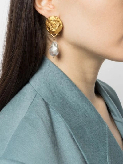Shop Alighieri Draped Pearl Earrings In Gold