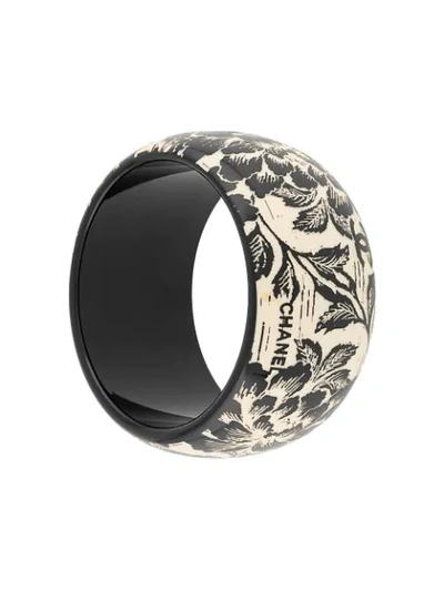 Pre-owned Chanel 2005 Floral Print Bangle In Black