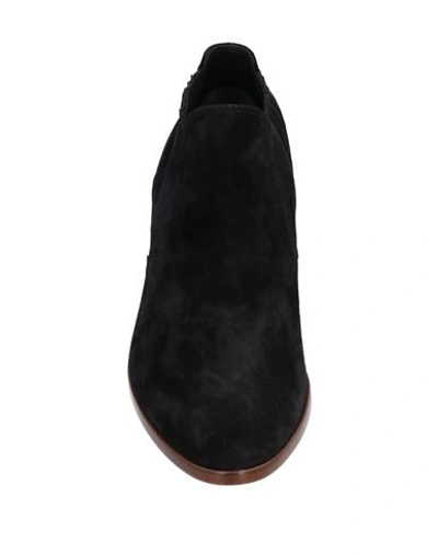 Tod's Ankle Boots In Black