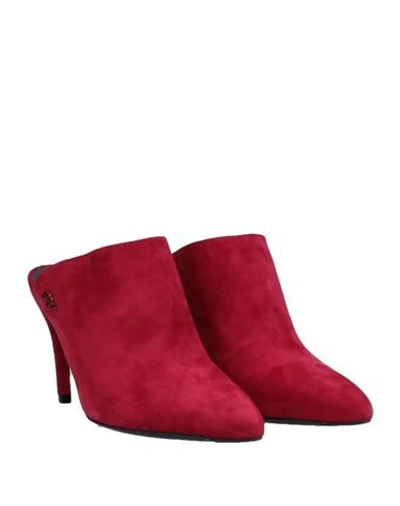Shop Roger Vivier Woman Mules & Clogs Red Size 6.5 Soft Leather