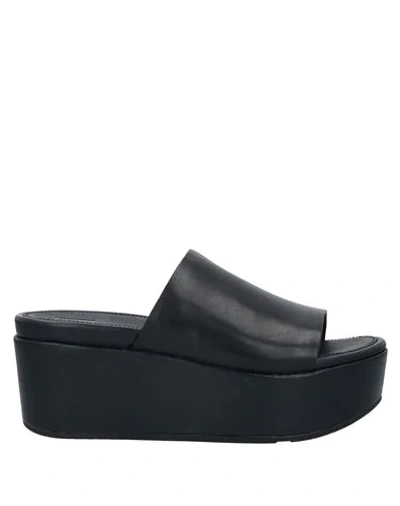 Shop Fitflop Woman Sandals Black Size 10 Leather