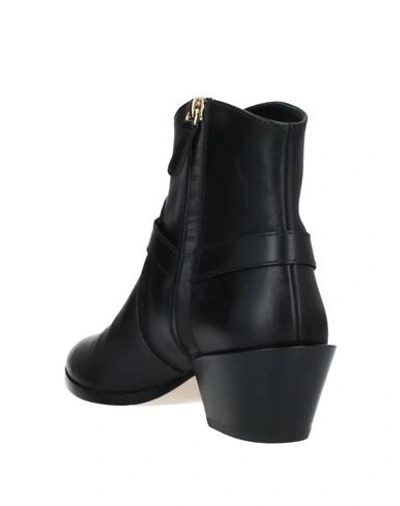 Tod's Ankle Boots In Black