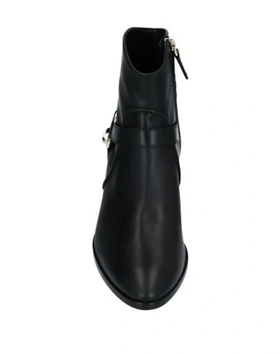 Tod's Ankle Boots In Black