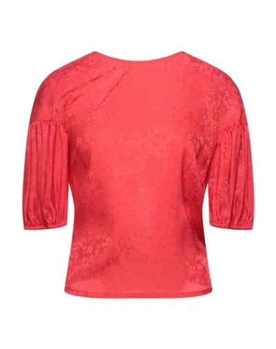Shop Wandering Woman Top Red Size 6 Acrylic, Silk