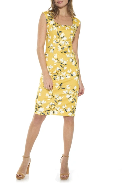 Shop Alexia Admor Ariana Scoop Neck Sheath Dress In Yellow Floral