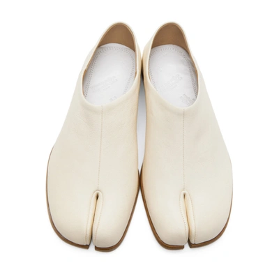 Shop Maison Margiela Off-white Tabi Slip-on Loafers In T1003 White