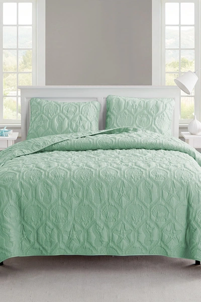 Shop Vcny Home Shore Embossed Quilt Set In Grn