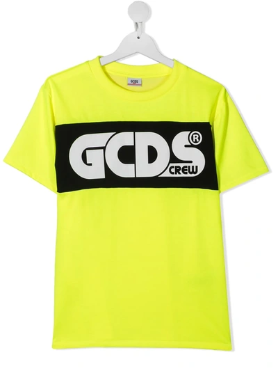Shop Gcds Logo Print T-shirt In Yellow