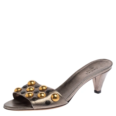 Pre-owned Gucci Metallic Leather Embellished Slide Sandal Size 37