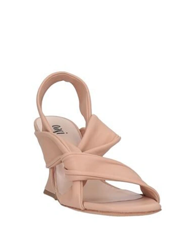 Shop Oasi Sandals In Pale Pink