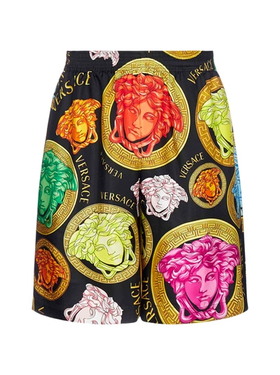 Shop Versace Shorts In Nero Multicolor