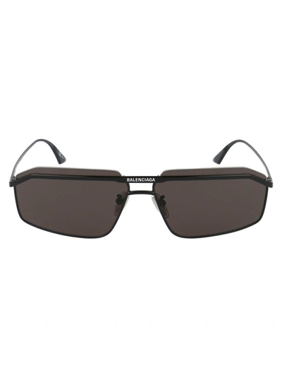 Shop Balenciaga Eyewear Everyday Pilot Frame Sunglasses In Black