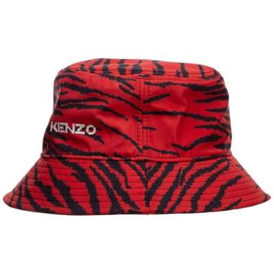 Shop Kenzo Logo Print Bucket Hat In Red