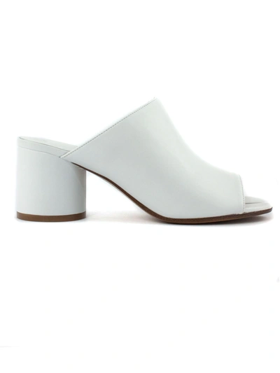 Shop Maison Margiela Tabi White Leather Sandal In Bianco