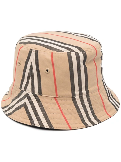 Burberry Vintage Check Bucket Hat In Neutrals