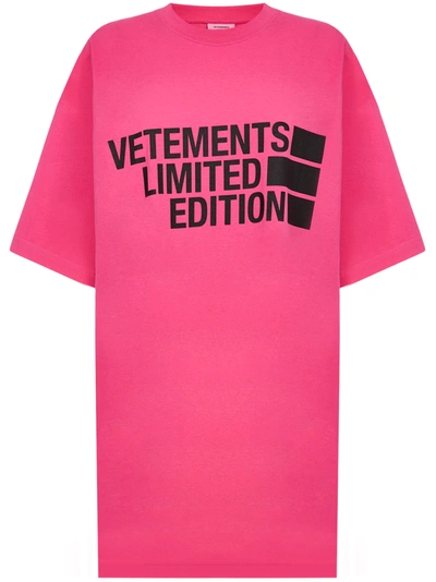 Shop Vetements T-shirt In Fuxia