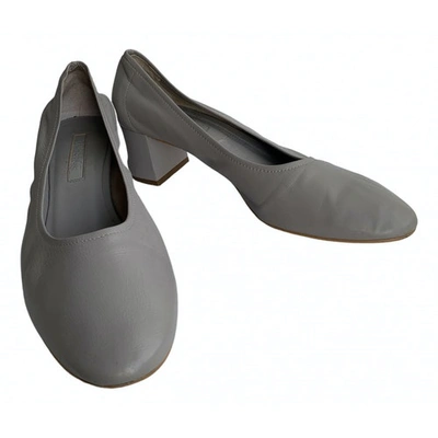 Pre-owned Topshop Leather Heels In Grey