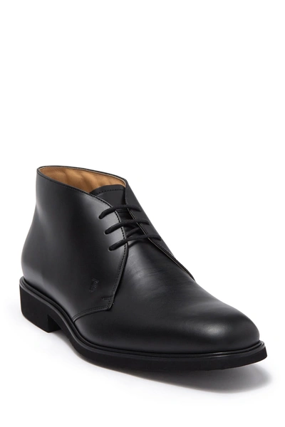 Shop Tod's Leather Chukka Boot In Nero