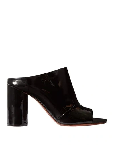 Shop Vetements Sandals In Black