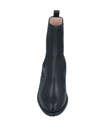Tod's Ankle Boots In Black