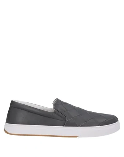 Shop Bottega Veneta Sneakers In Lead