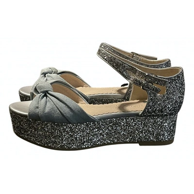 Pre-owned Mellow Yellow Glitter Sandals In Grey