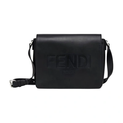 Shop Fendi Messenger In Noir