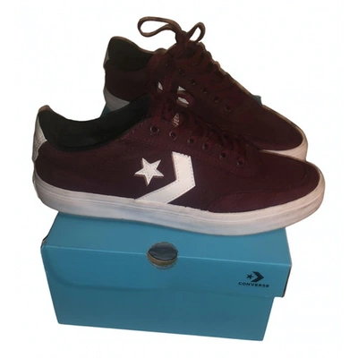 Pre-owned Converse Cloth Trainers In Burgundy