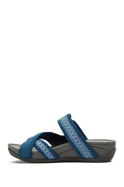 Baretraps Deserae Women's Slide Sandal Women's Shoes In Navy