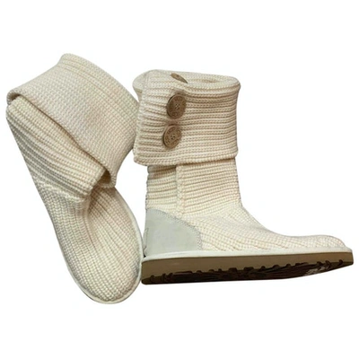 Pre-owned Ugg White Cloth Ankle Boots