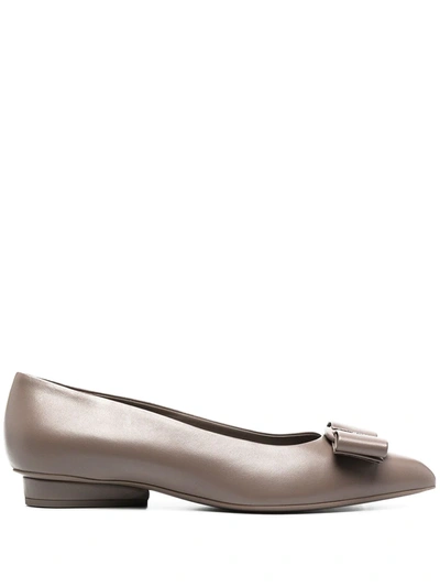 Shop Ferragamo Leather Vara Bow Ballerina Shoes In Grey