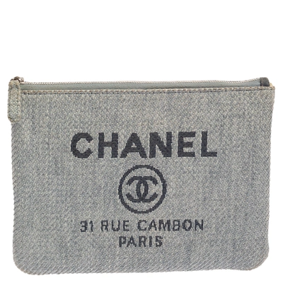 Pre-owned Chanel Light Blue Raffia Deauville Clutch