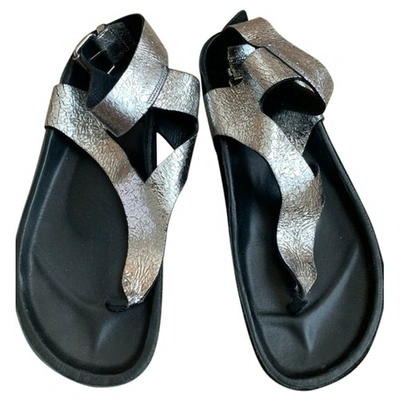 Pre-owned Isabel Marant Leather Flip Flops In Silver