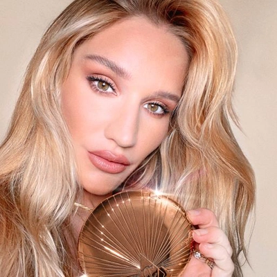 Charlotte Tilbury The Airbrush Bronzing Kit - Magical Savings