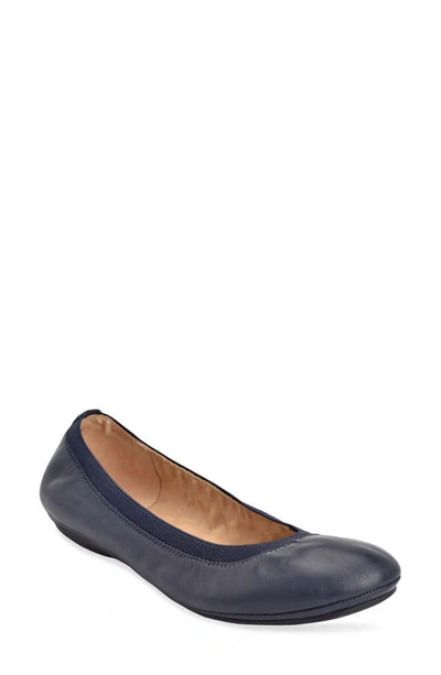 Shop Bandolino Edition Flat In Navy Leather