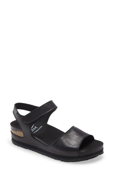 Shop On Foot Platform Sandal In Negro